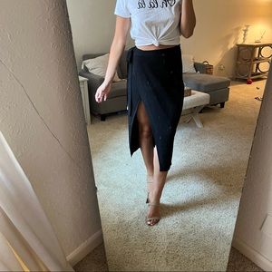 Vici Collection ribbed black sweater long/midi skirt - size small - **never worn